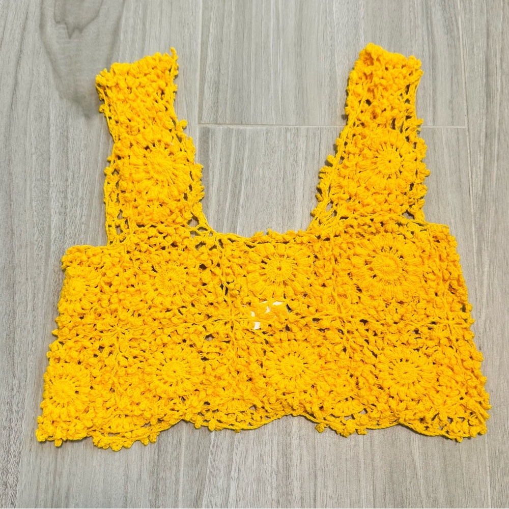 ALIX PINHO***Maya Handmade Crochet Yellow Cropped Top**Small $285 - Picture 3 of 6